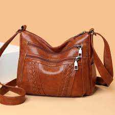 Le sac en cuir pour femme : L’accessoire ultime d’élégance et de style