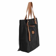 Le sac cabas en toile : l’accessoire indispensable pour la femme moderne