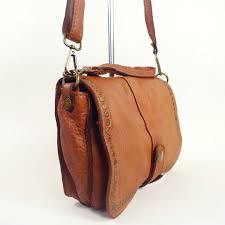 Trouvez Votre Petit Sac Bandoulière Pour Femme Pas Cher Idéal !