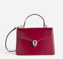 Le Sac à Main Rouge : L’Accessoire Indispensable pour la Femme Élégante