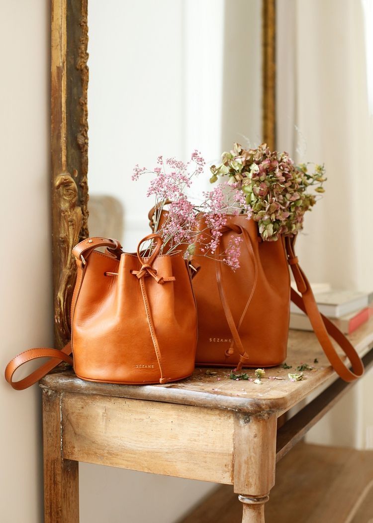 Découvrez l’Élégance Parisienne avec les Sacs à Main Sézane