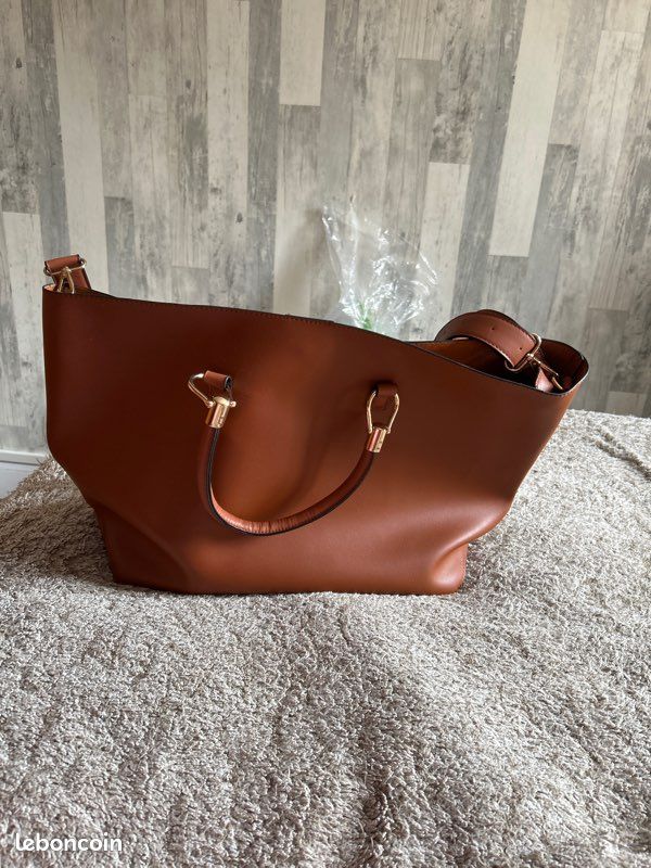 Trouvez votre style avec les sacs à main MOA